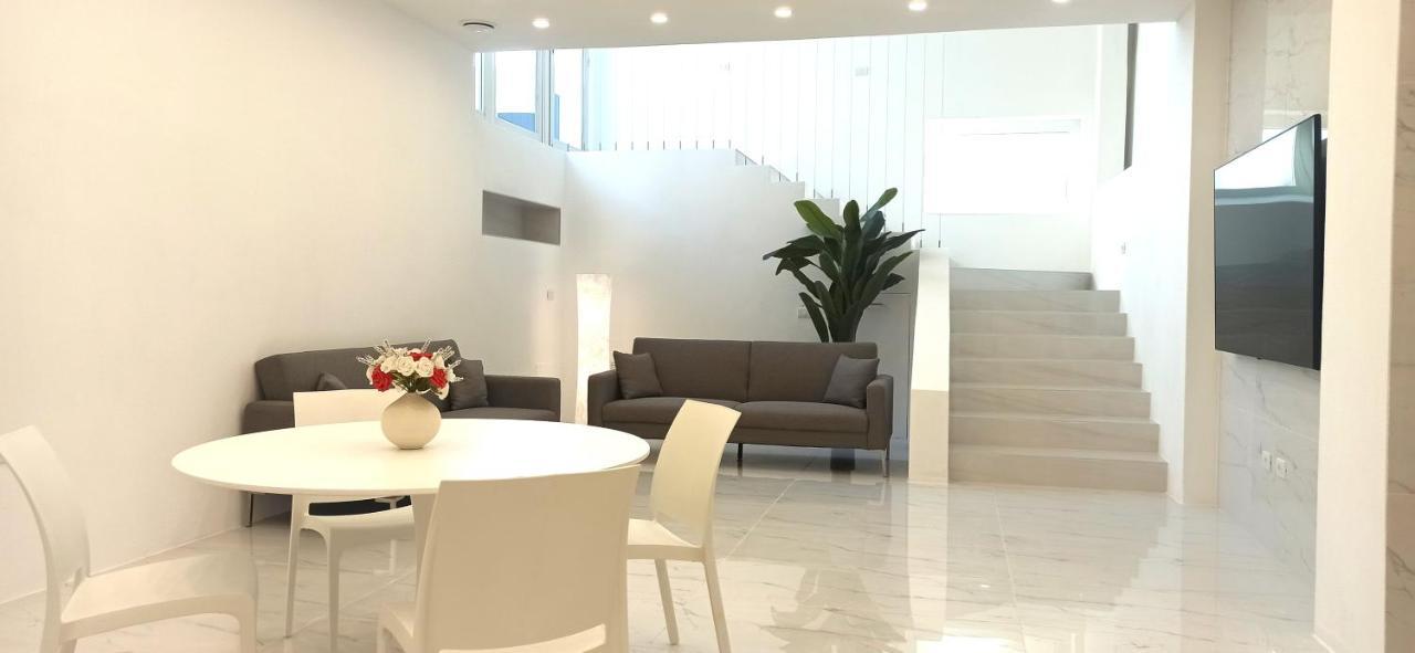 Elegant Basement Suite Orosei Zewnętrze zdjęcie